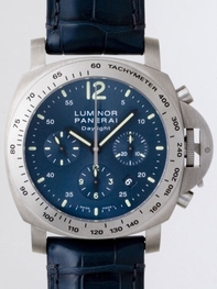 Panerai PAM00326 Luminor Chrono Series Mens Watch